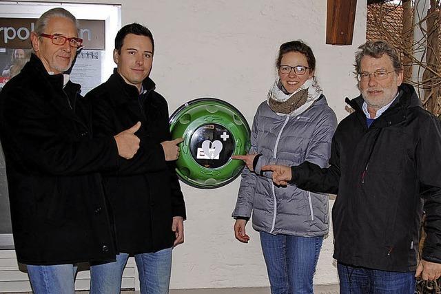 Defibrillator mitten im Dorf