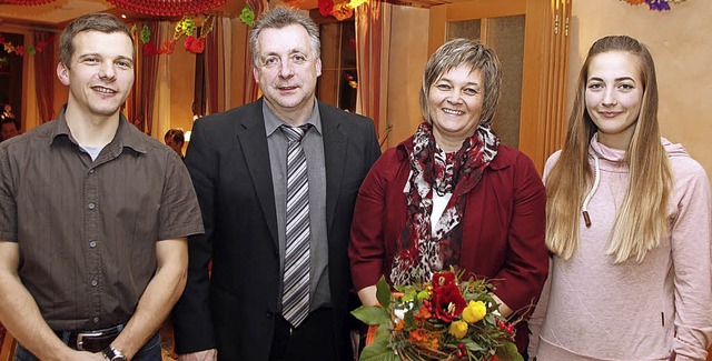 Der neue Vorsitzende Marc Winterer hat...ndeverein  verabschiedet (von links).   | Foto: Heidi Fssel