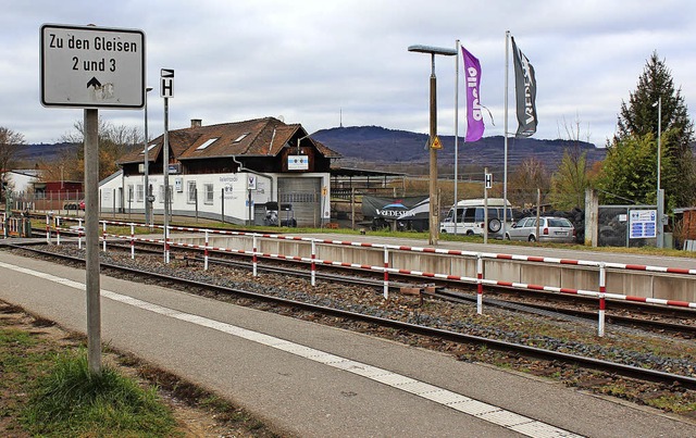Beim Umbau des  Gottenheimer Bahnhofs ...g bis zum Fahrweg hinter den Gleisen.   | Foto: Mario Schneberg