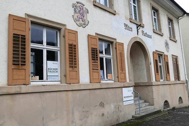 Das alte Rathaus Nollingen ist seit b...t sich ein Umzug in die Stadtmitte an.  | Foto: Ingrid Bhm-Jacob