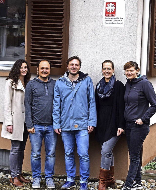 Das Team der Caritas in Schnau: Anna ...antos und Isabell Sprich (von links).   | Foto: Jger