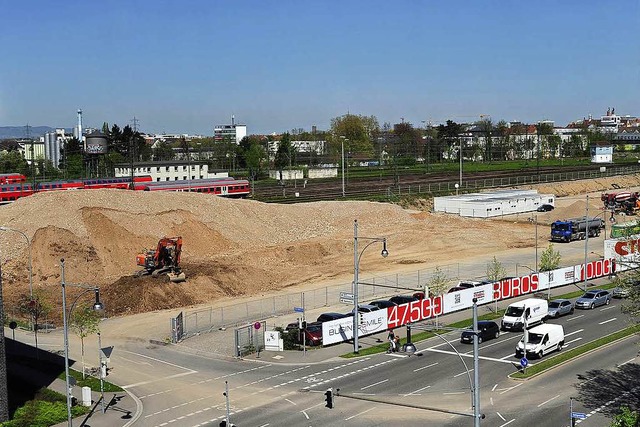 Wo frher die Deutsche Post stand, sind heute mehrere moderne Gebude geplant.  | Foto: Thomas Kunz                                