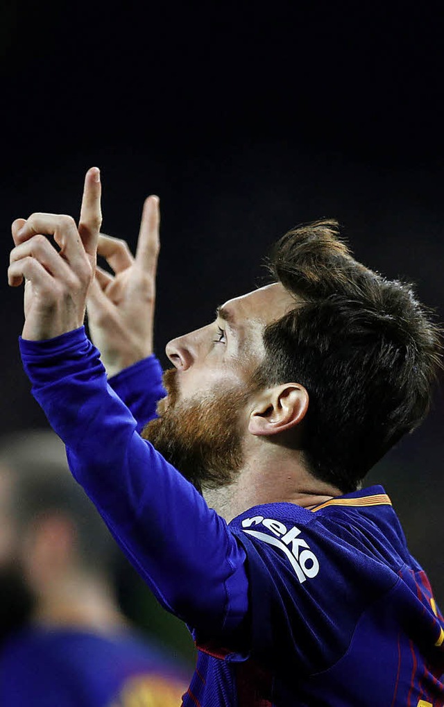 Wie heilig sind einem Fuballstar wie ...Messi vom FC Barcelona Steuergesetze?   | Foto:  dpa