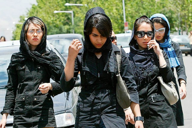 Studentinnen in Teheran  | Foto: BEHROUZ MEHRI
