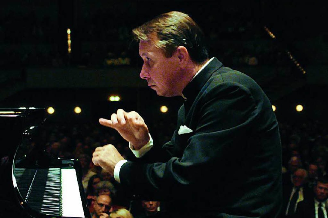 Der Pianist Mikhail Pletnev spielte Rachmaninow in Freiburg - Klassik ...