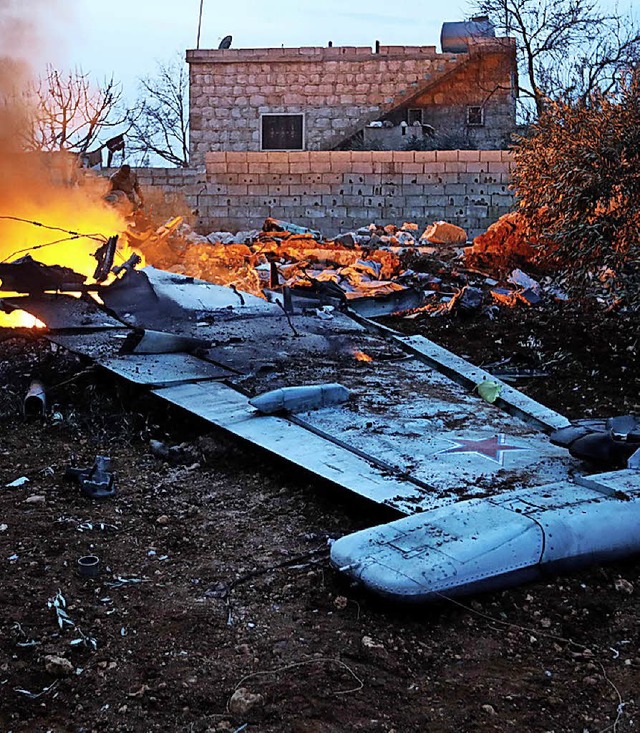 Wrack des russischen Kampfjets in Syrien nahe Aleppo  | Foto: AFP