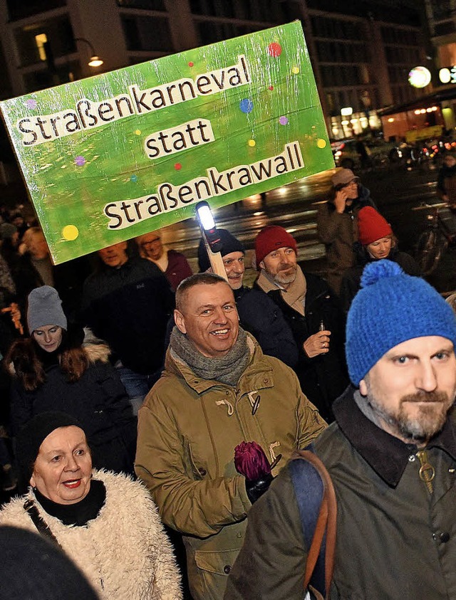 Bewohner des Viertels um den Zlpicher...z hoffen  auf einen schnen Karneval.   | Foto: dpa