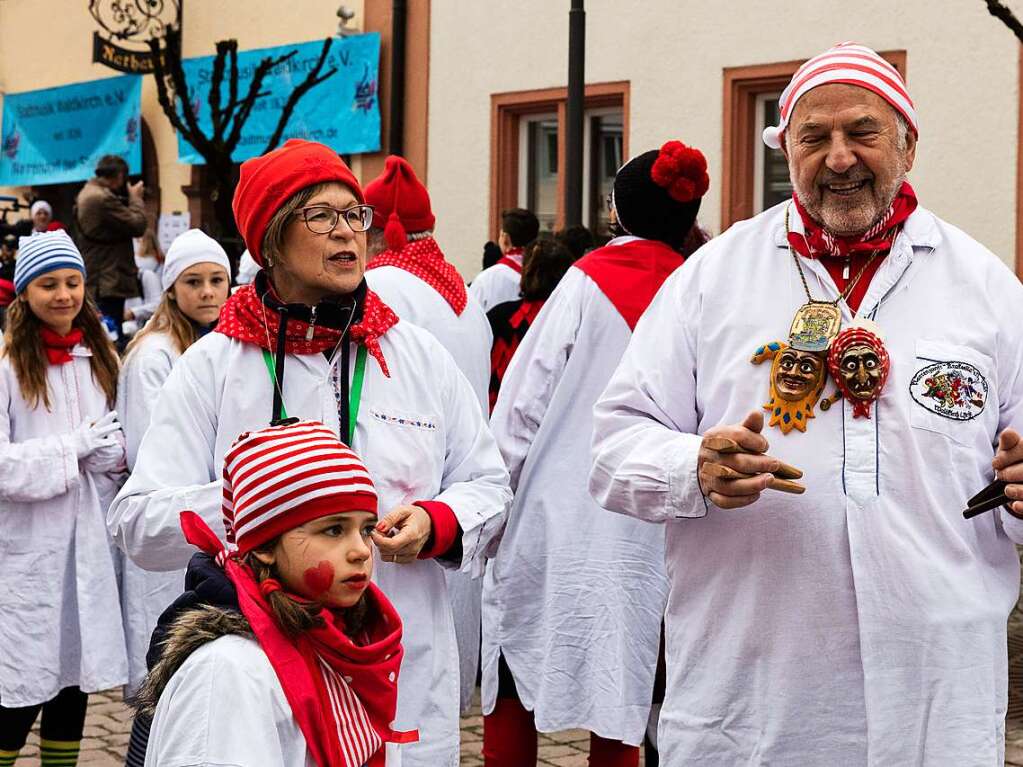 Stadtwette: Waldkirch schafft spielend die vom dm-Markt gestellte Aufgabe.