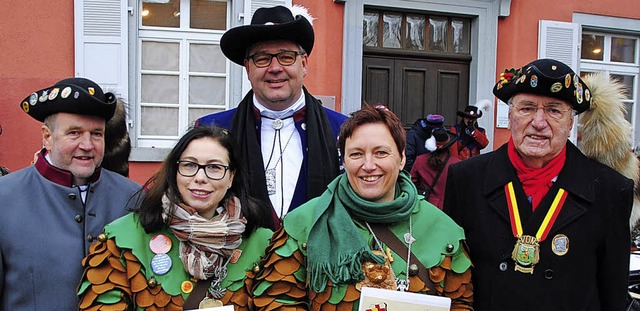 Die Geehrten Myriam Msing (Zweite von...und Ehrennarr  Klaus Preusch (rechts)   | Foto: Sedlak