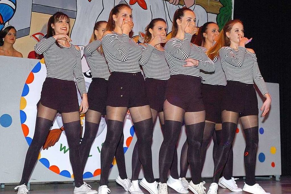 Das Damenballett (Foto: Jürgen Schweizer) Das Damenballett (Foto: Jürgen Schweizer)