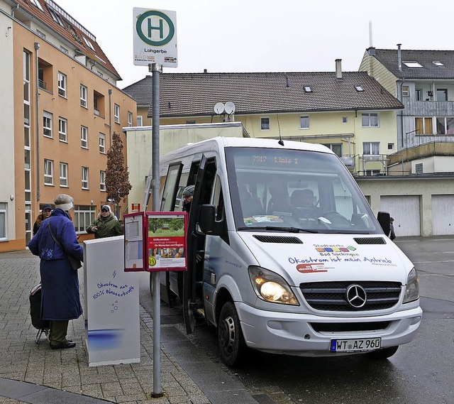 Unter der Woche verkehrt der City-Bus ...ei weitere Abfahrtszeiten geschaffen.   | Foto: Theresa Steudel