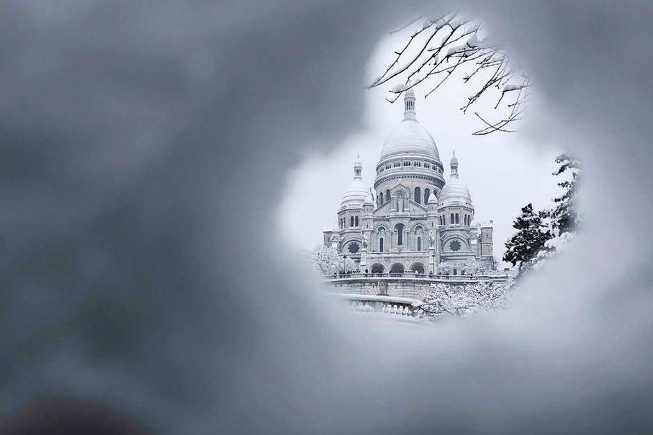 Der Wintereinbruch in Paris legte den Verkehr lahm. (Foto: AFP) Der Wintereinbruch in Paris legte den Verkehr lahm. (Foto: AFP)