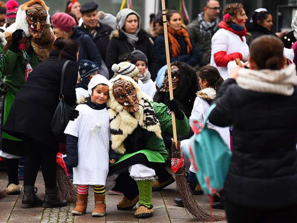 Emmendinger Kinder strmen das Rathaus