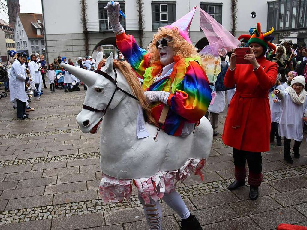 Emmendinger Kinder strmen das Rathaus