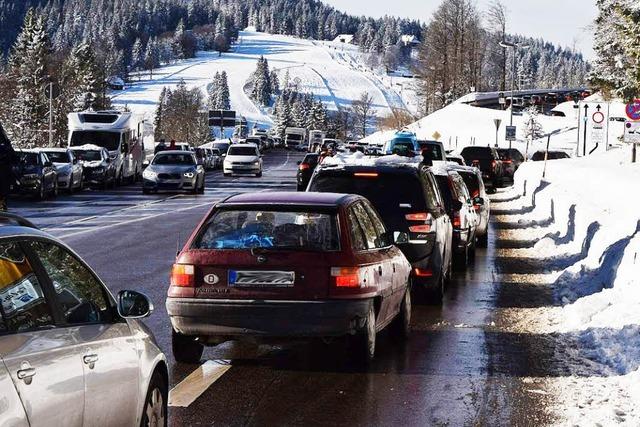 Ein Leitsystem soll das Verkehrschaos am Feldberg lindern