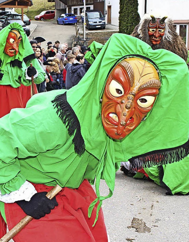 Eine Hexe bei der Hasler Buurefasnacht 2017   | Foto: Bertsch