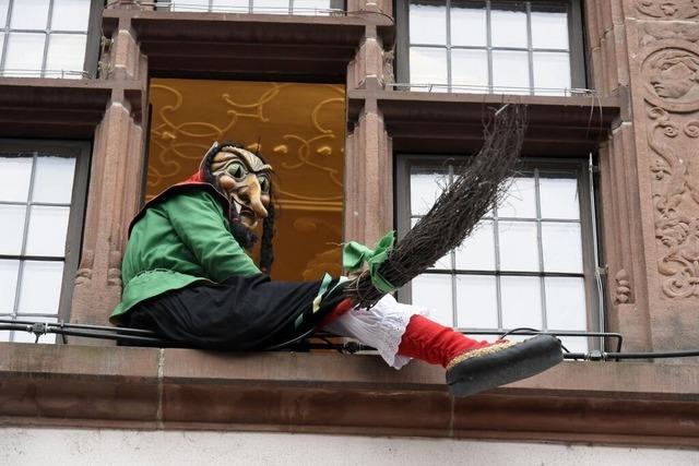 Fotos: So strmten die Freiburger Narren das Rathaus