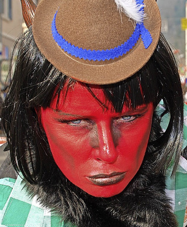 Die Gesichter der Fasnacht zeigt Hermann Ruber in der Sparkasse Zell.   | Foto: ZVG