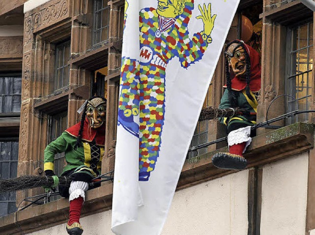 Die Narren haben das Rathaus bernommen.  | Foto:  kunz