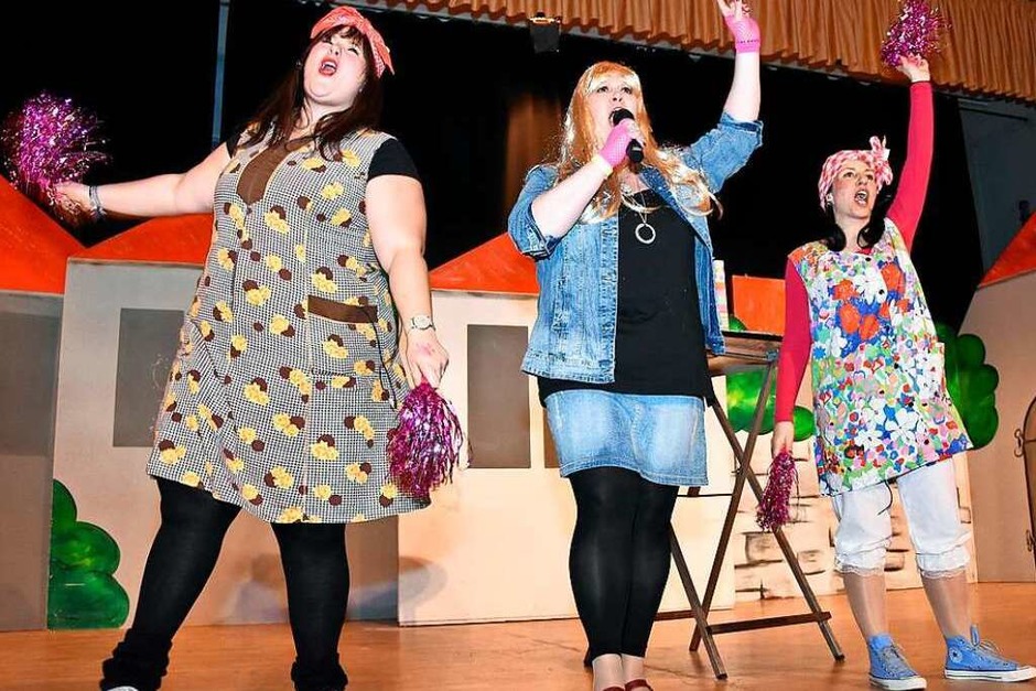 In Bestform v.l.n.r. Die Putzwiber mit Marina Wenk, Sabine Weibel und Nadin Weber-Merkt (Foto: Heinz u. Monika Vollmar) In Bestform v.l.n.r. Die Putzwiber mit Marina Wenk, Sabine Weibel und Nadin Weber-Merkt (Foto: Heinz u. Monika Vollmar)