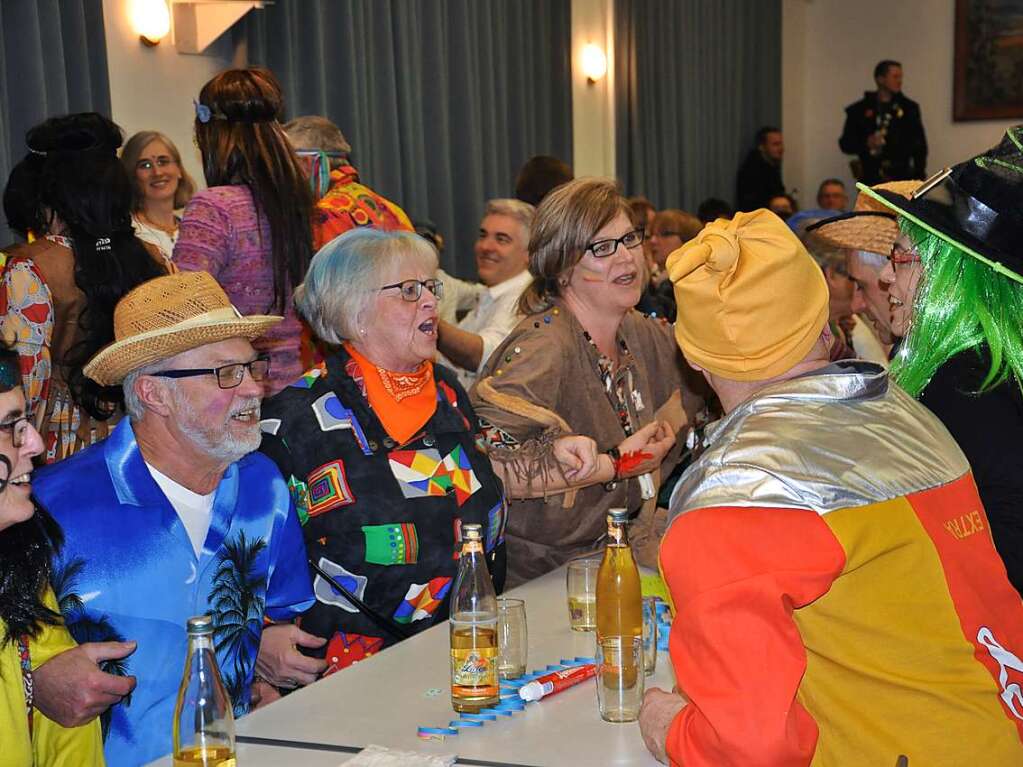 Schunkelrunde in der Seefeldener Winzerhalle