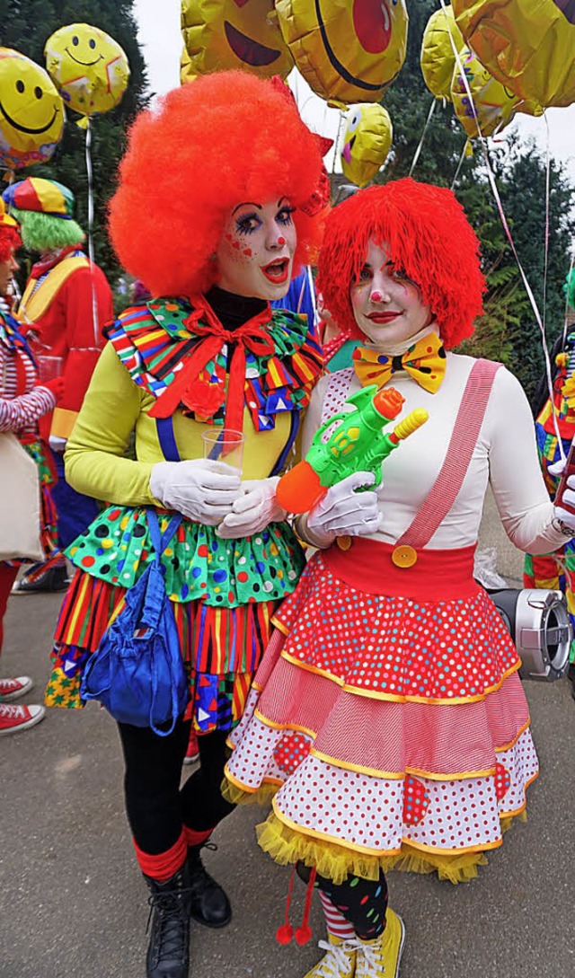 Lustige, bunte, nette Clowns  | Foto: Helmut Hringer