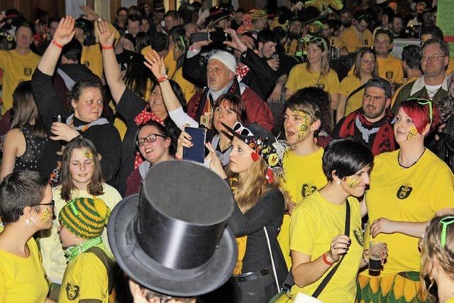 Todtmoos ist am Rosefriddigabend fest in Narrenhand