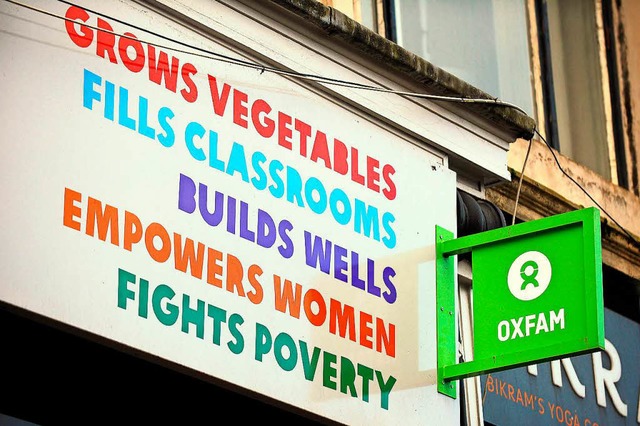 Oxfam strkt Frauen: Unter anderem dam...lung der Hilfsorganisation in Glasgow   | Foto: AFP