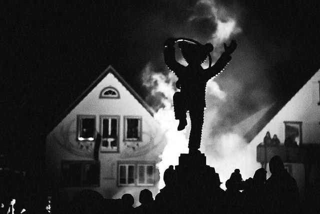 Fotos: Fackelumzug in Elzach und schaurig schöner Tanz des Teufelschuttig