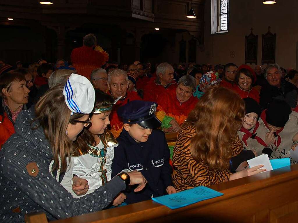 Die Htt-Rttler machen's mglich: Fasnachtsstimmung pur in der Kirche!