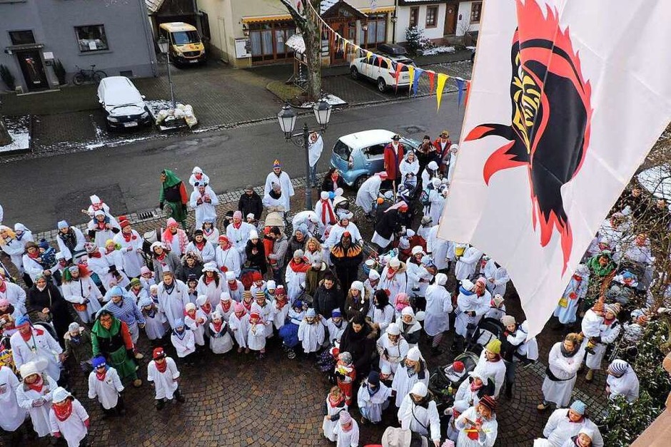 Kindergartenumzug am Schmutzige Dunschdig zum Kollnauer Rathaus. (Foto: Sylvia Sredniawa) Kindergartenumzug am Schmutzige Dunschdig zum Kollnauer Rathaus. (Foto: Sylvia Sredniawa)