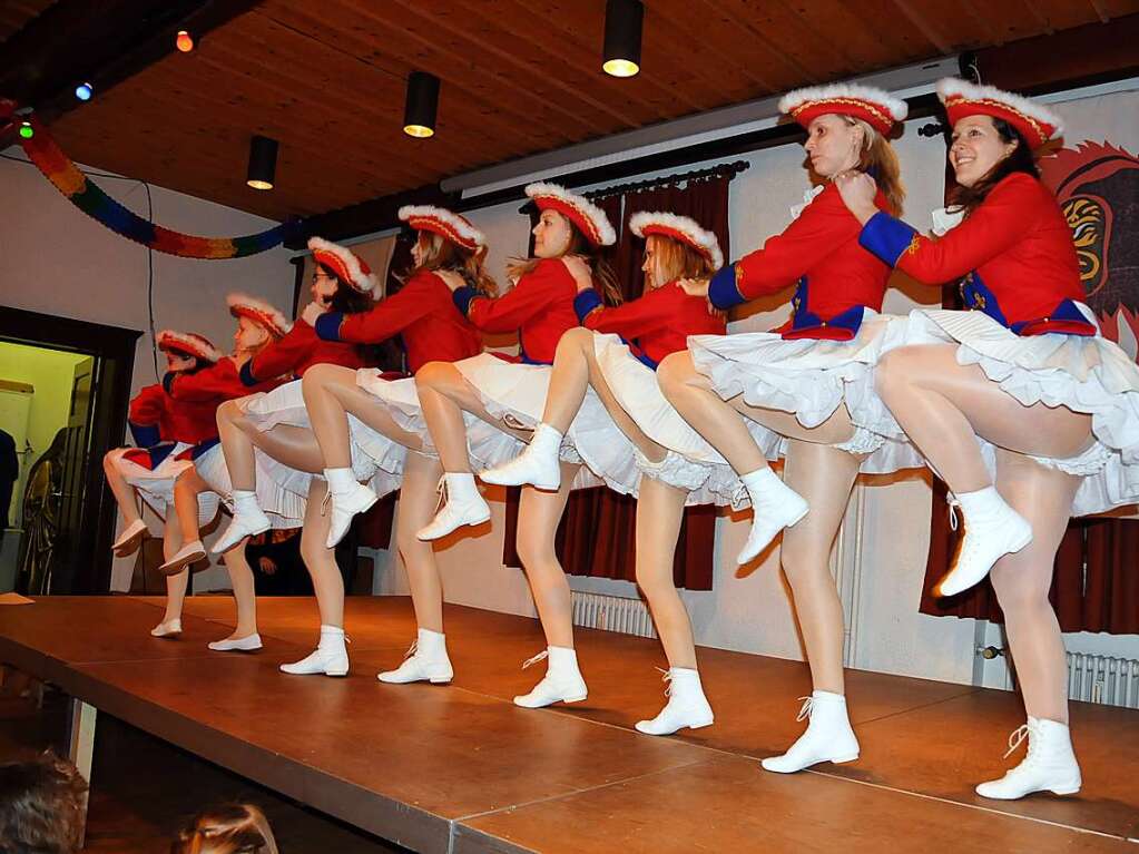 Die Garde der Narrenzunft bei der Seniorenfasnet in Kollnau