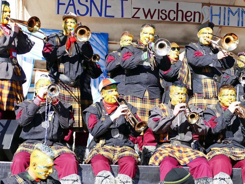 Faszinierend, ideenreich, witzig und kritisch: Die Gruppen beim Bhnenspiel schwebten zwischen Himmel und Hlle.