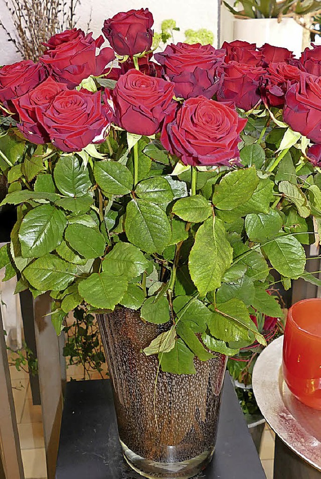 Neben dem Klassiker, einem Strau  roter Rosen <ppp></ppp>  | Foto: Elena Bischoff