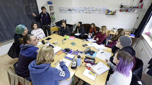 Die Lerngruppe Abinom  besteht seit an..., die Ersten machen demnchst Abitur.   | Foto: Ingo schneider