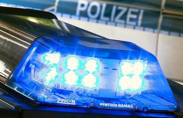 Die Polizei spricht von 50 000 Euro Schaden.  | Foto: dpa