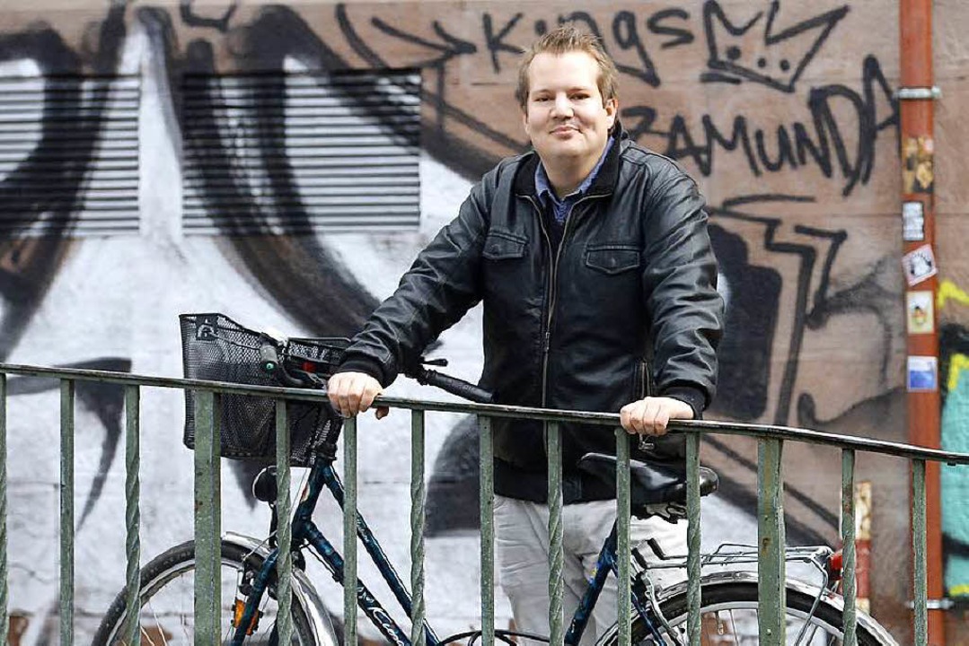 Als freundlicher Fachmann hat Mad Kninger die Dinge fest im Griff.   | Foto: Ingo Schneider