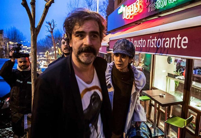 Der deutsch-trkische Journalist Deniz Ycel nach seiner Freilassung in Istanbul  | Foto: dpa