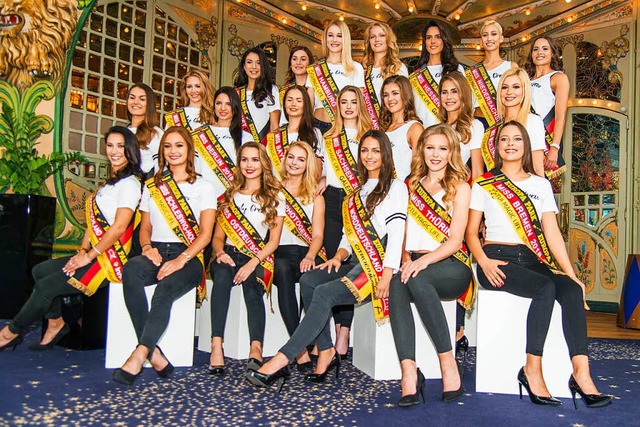 Diese 22 Damen haben ein Ziel: Sie wol... Samstag die neue Miss Germany werden.  | Foto: Olaf Michel