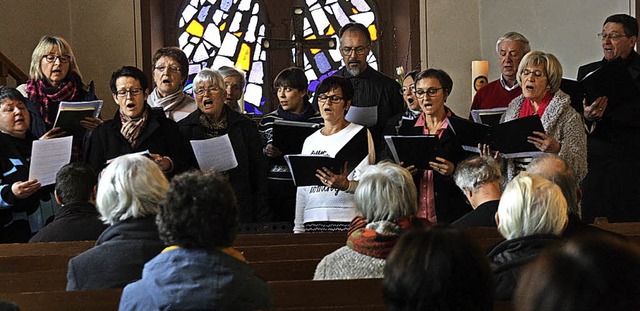 Der evangelische Kirchenchor Weisweil ...  in der Endinger Kirche begeisterte.   | Foto: Christiane Franz