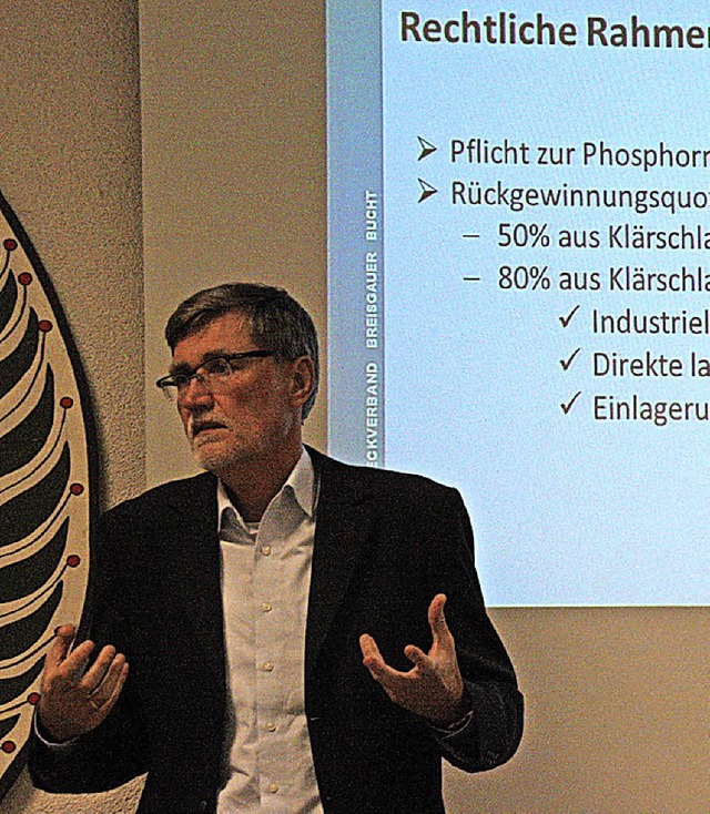 Bernd Hnting informierte in Forchheim ber neue technische Anforderungen.   | Foto: Christiane Franz