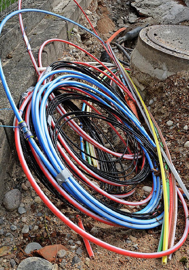 Steht das Backbone-Kabel bis Kandern, ...  Breitband auch ins Obere Kandertal.   | Foto: LAUBER