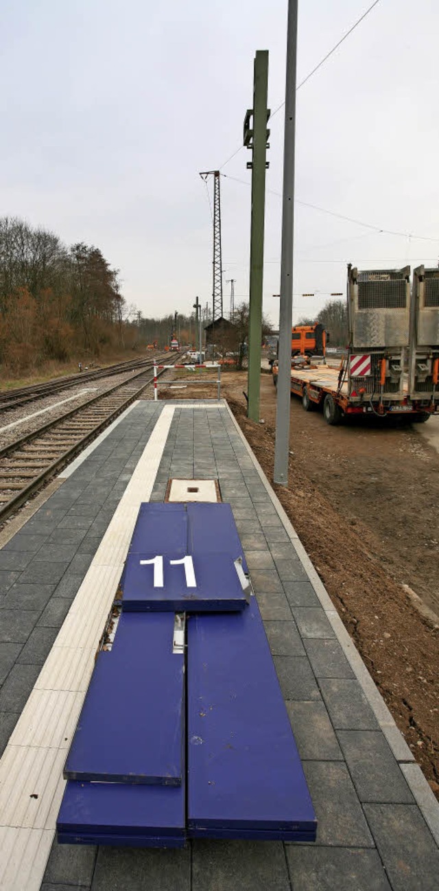 Bauarbeiten am DB-Bahnhof Riegel-Malte...nd Modernisierung der Kaiserstuhlbahn.  | Foto: Martin Wendel
