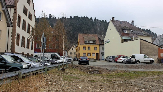 Das Faller-Areal im Stadtzentrum wird ...als provisorischer Parkplatz genutzt.   | Foto: Bernd Fackler