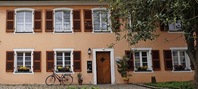 Die Denkmalschtzer wollen wieder Spro...sind aber teurer als normale Fenster.   | Foto: Julius Steckmeister