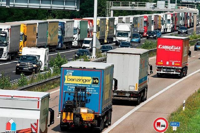 Die Lösung für die Lkw-Staus an der Grenze zur Schweiz könnte in Frankreich zu finden sein