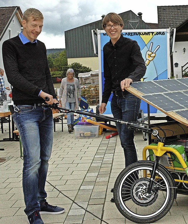 Beim ersten Murger Energieaktionstag: ... elektrogetriebenen Fahrradanhngers    | Foto: Brigitte Chymo