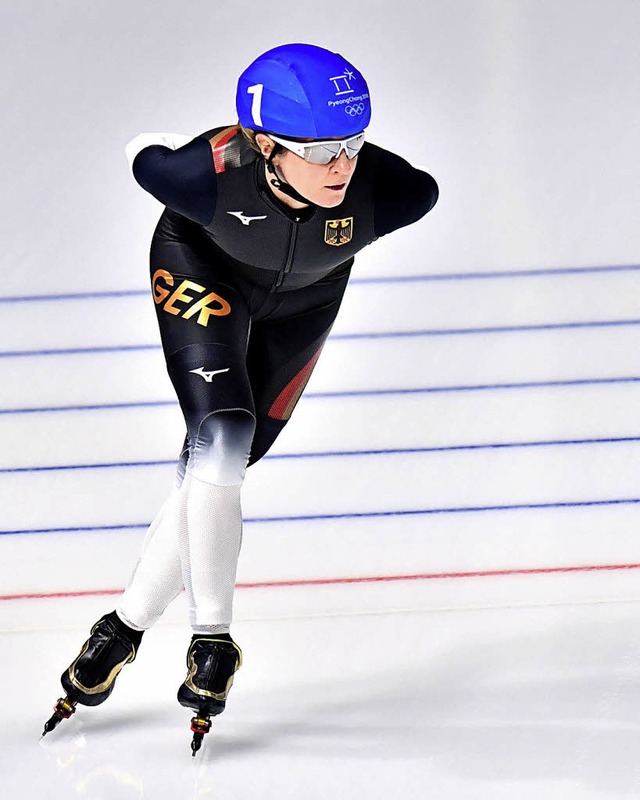 Claudia Pechstein beim Massenstartennen   | Foto:  dpa