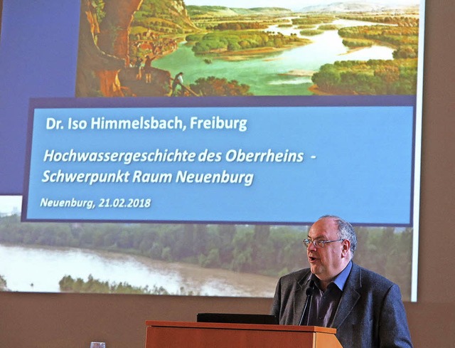Der Freiburger Historiker und Politolo...ichte am Oberrhein auseinandergesetzt.  | Foto: Dorothee Philipp
