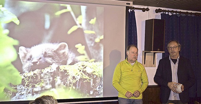 Laut Dr. Rudi Suchant (rechts) machen ...zwaldvereinsvorsitzende Edwin Dreher.   | Foto: Yannick Allgeier